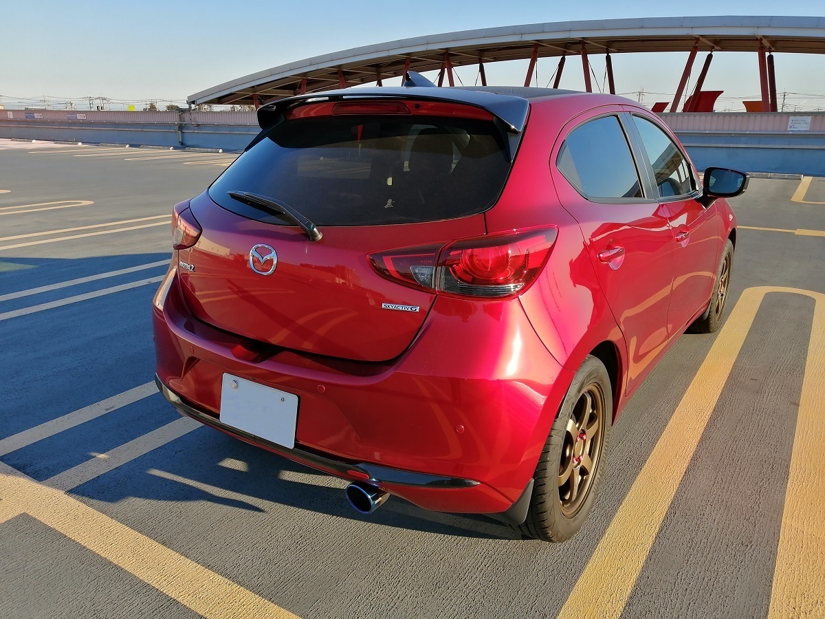 Mazda2_マフラー交換: 「頂上ちぃ」の戯言